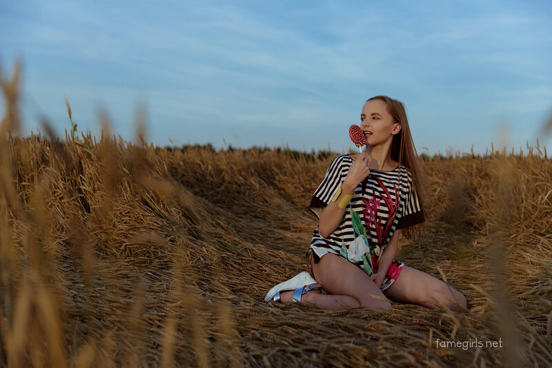 София, 19 лет, 2 размер груди